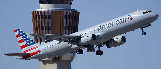 American Airbus A321-231 N507AY, Phoenix Sky Harbor, March 5, 2015